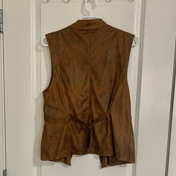 Faux suede vest/waistcoat - Picture 4 of 6